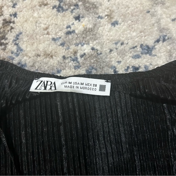 Zara Black Pleated Ruffle Long Sleeve Blouse Size Medium - Picture 6 of 9